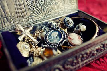 Antique Jewelry